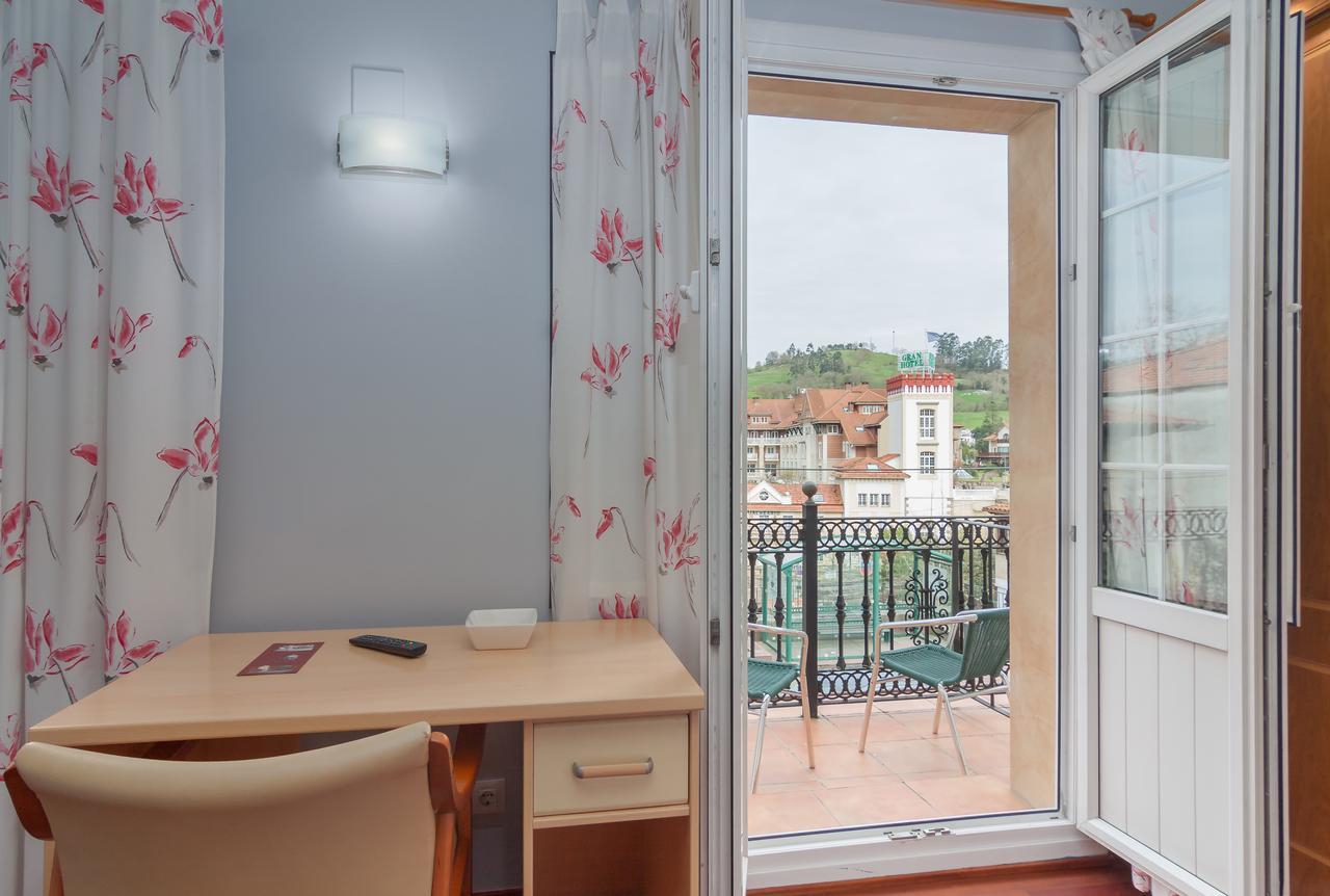Hotel La Terraza De Puente Viesgo Εξωτερικό φωτογραφία